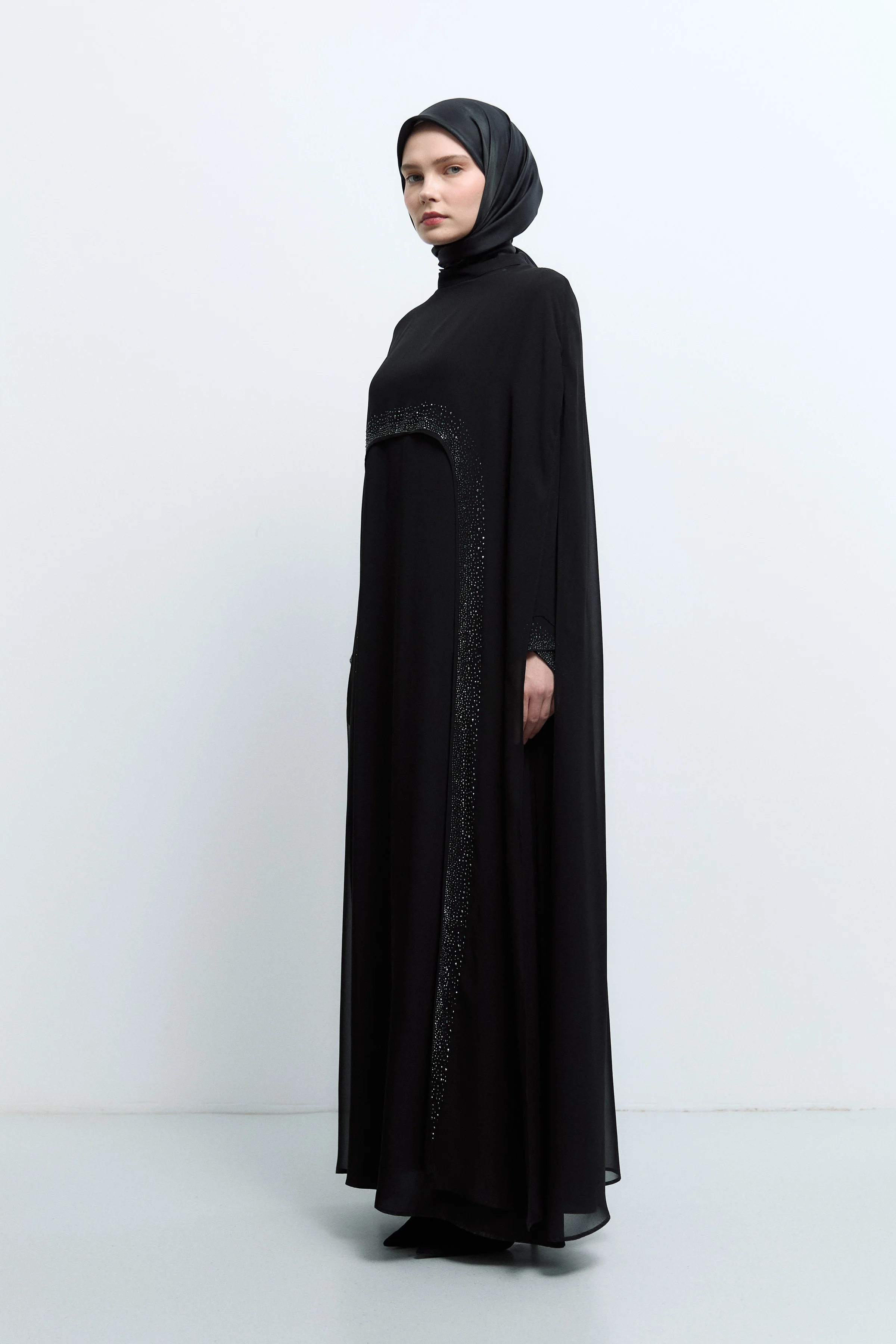 Abaya avec détails en strass - Noir - Image 5