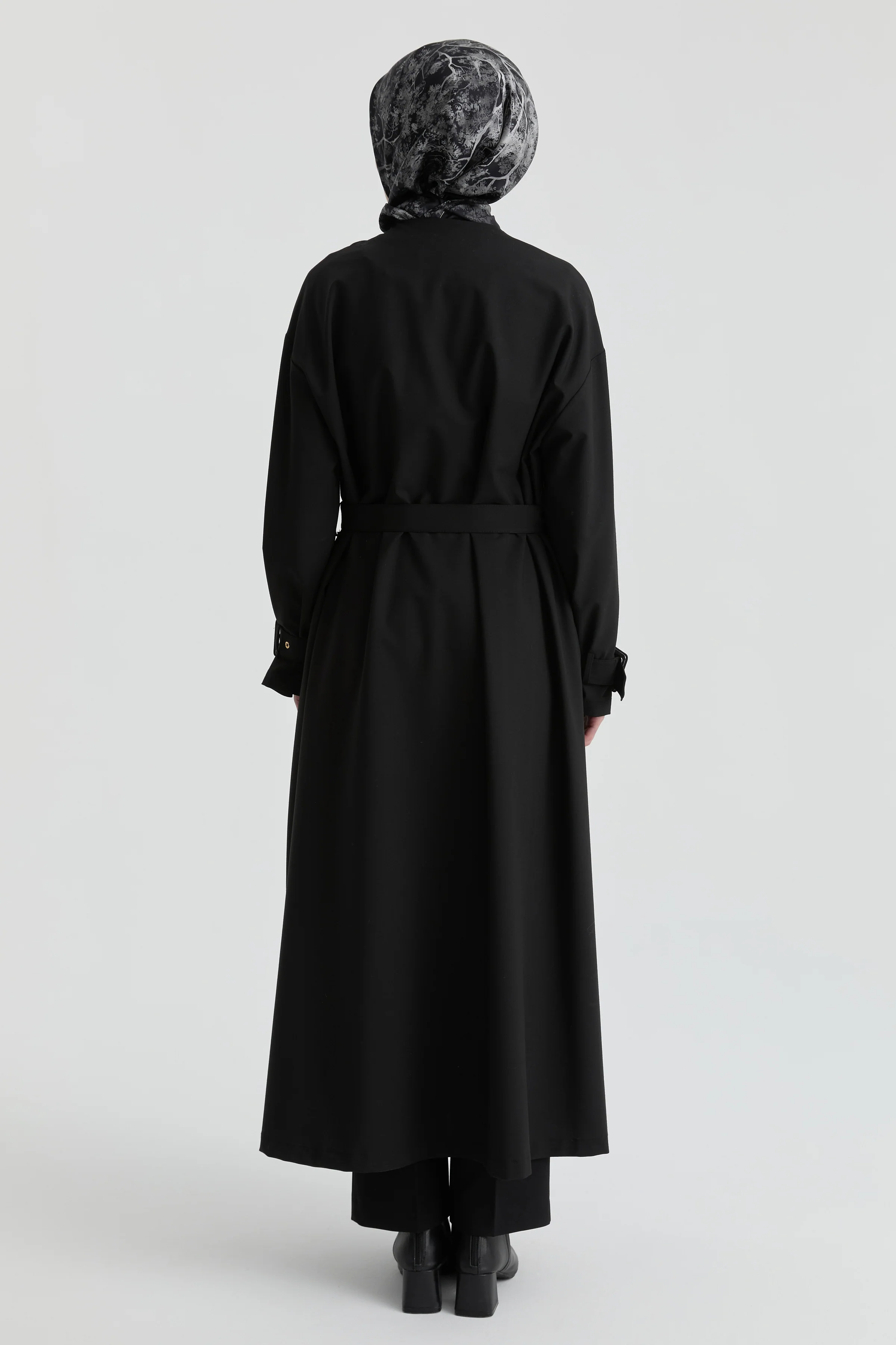 Abaya avec patte cachée - Noir - Image 5