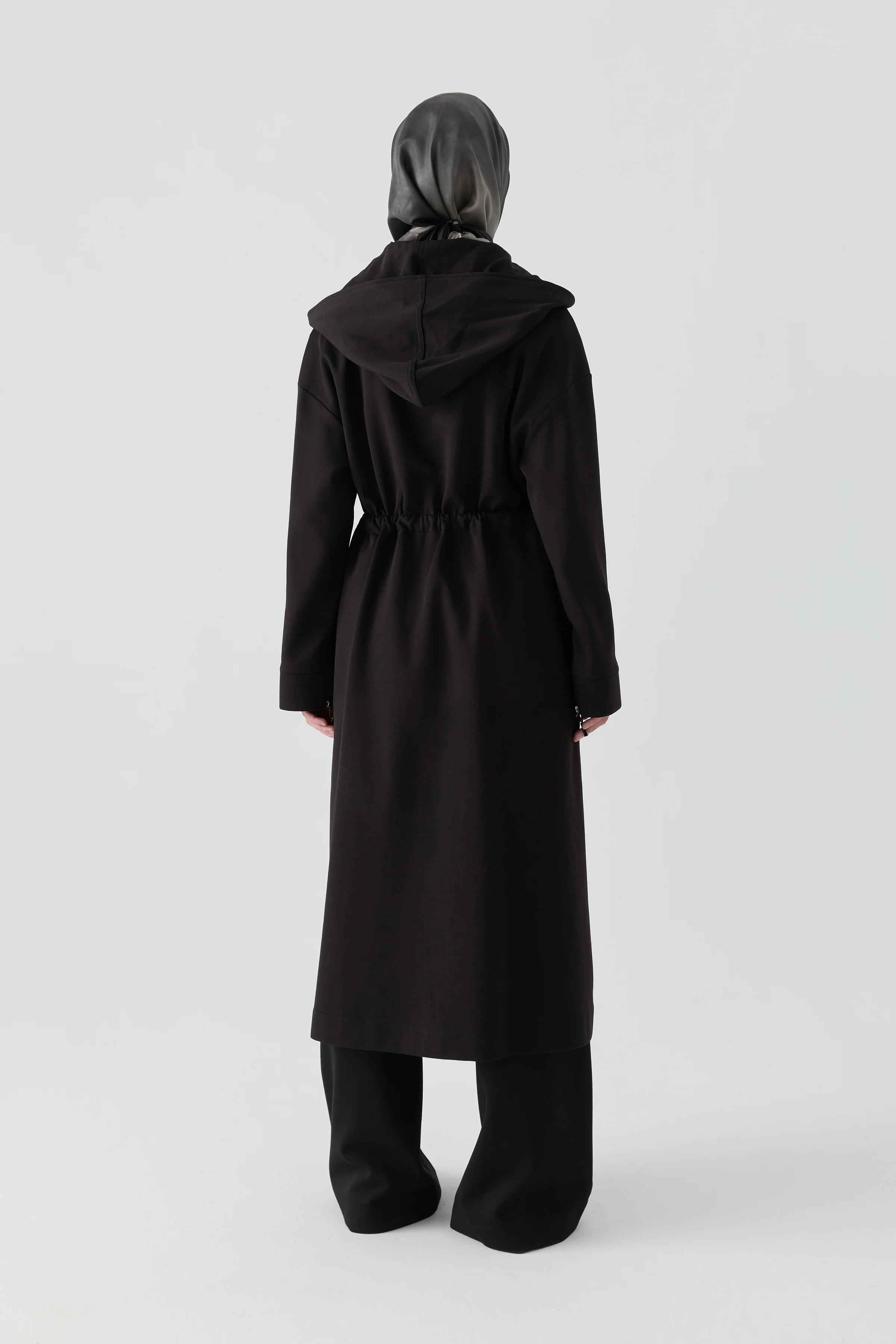 Cap en tricot à capuche avec ceinture à cordon de serrage - Noir - Image 5