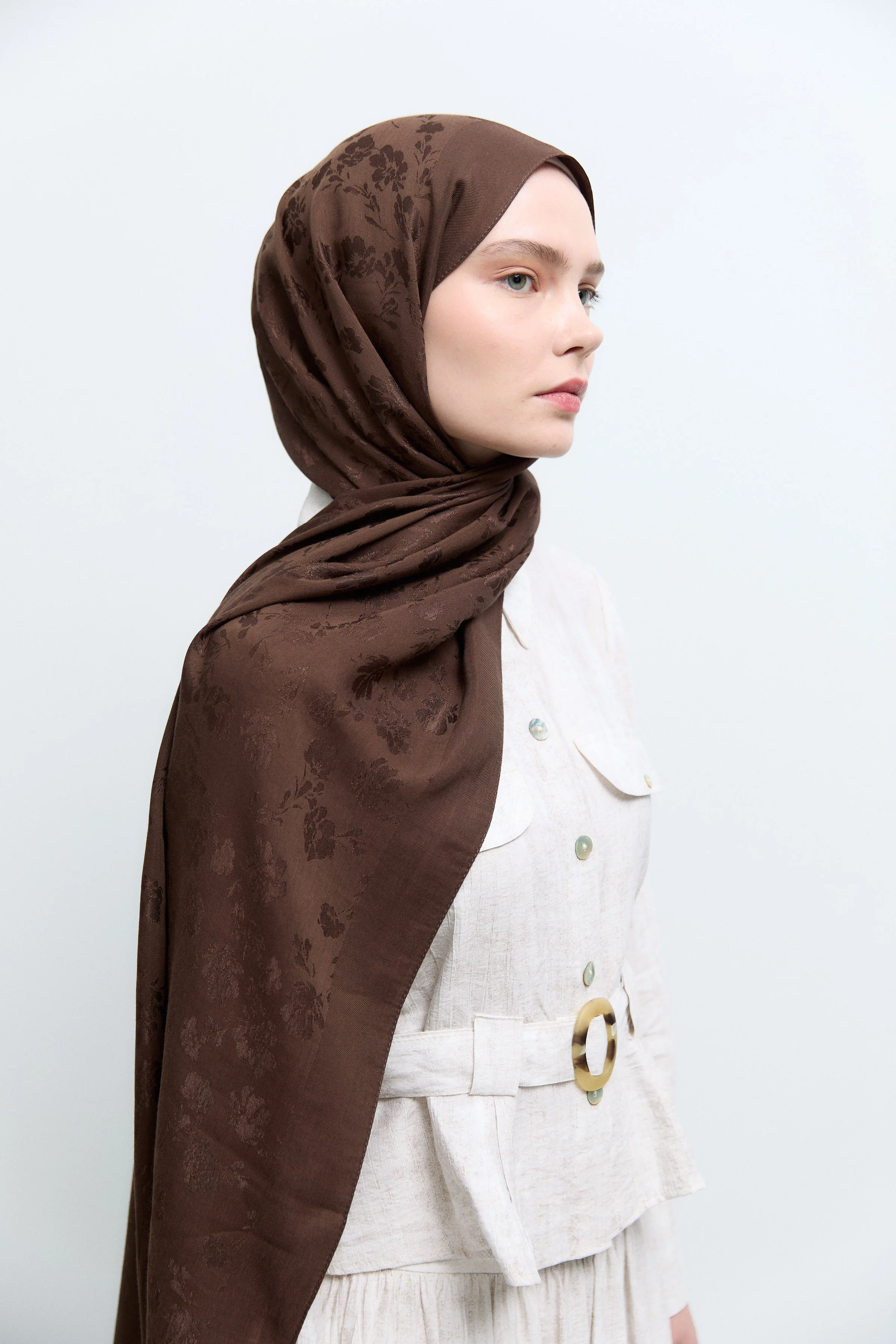 Châle Bera en jacquard naturel - Café - Image 4