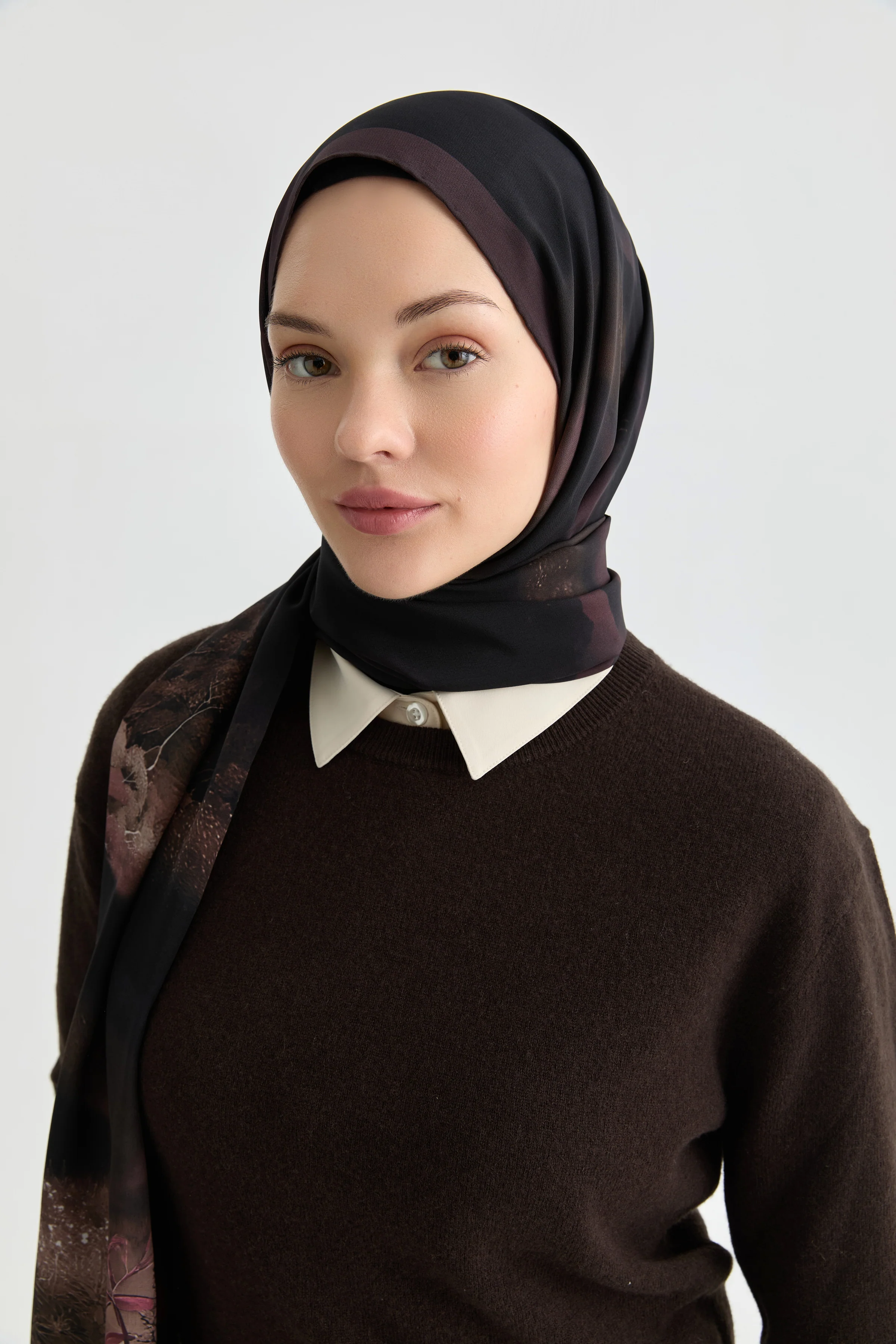 Châle en crêpe de soie Maren - Prune - Image 4