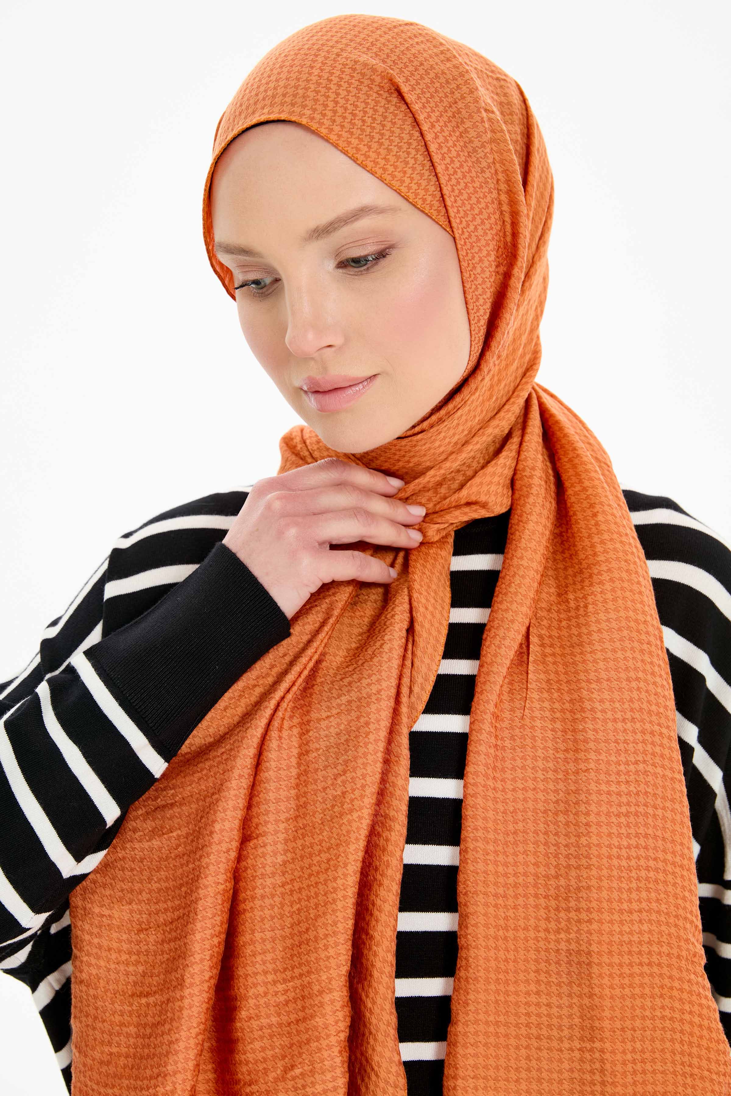 Châle en viscose jacquard - Tabac - Image 3