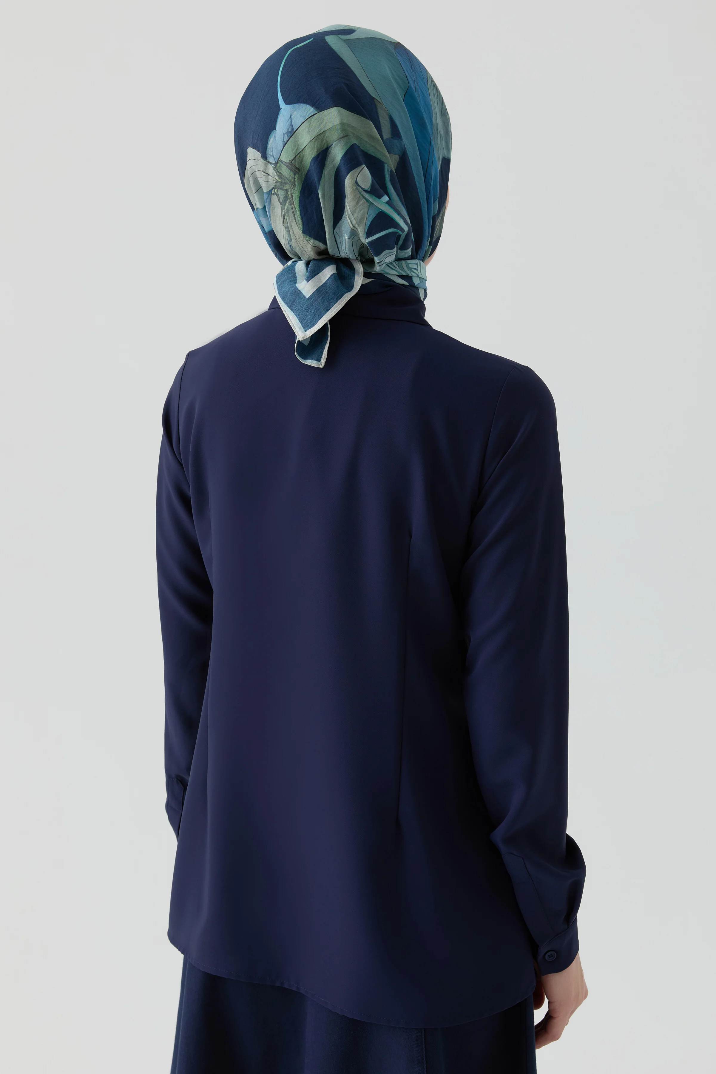 Chemise basique à patte de boutonnage cachée - Blue marine - Image 4