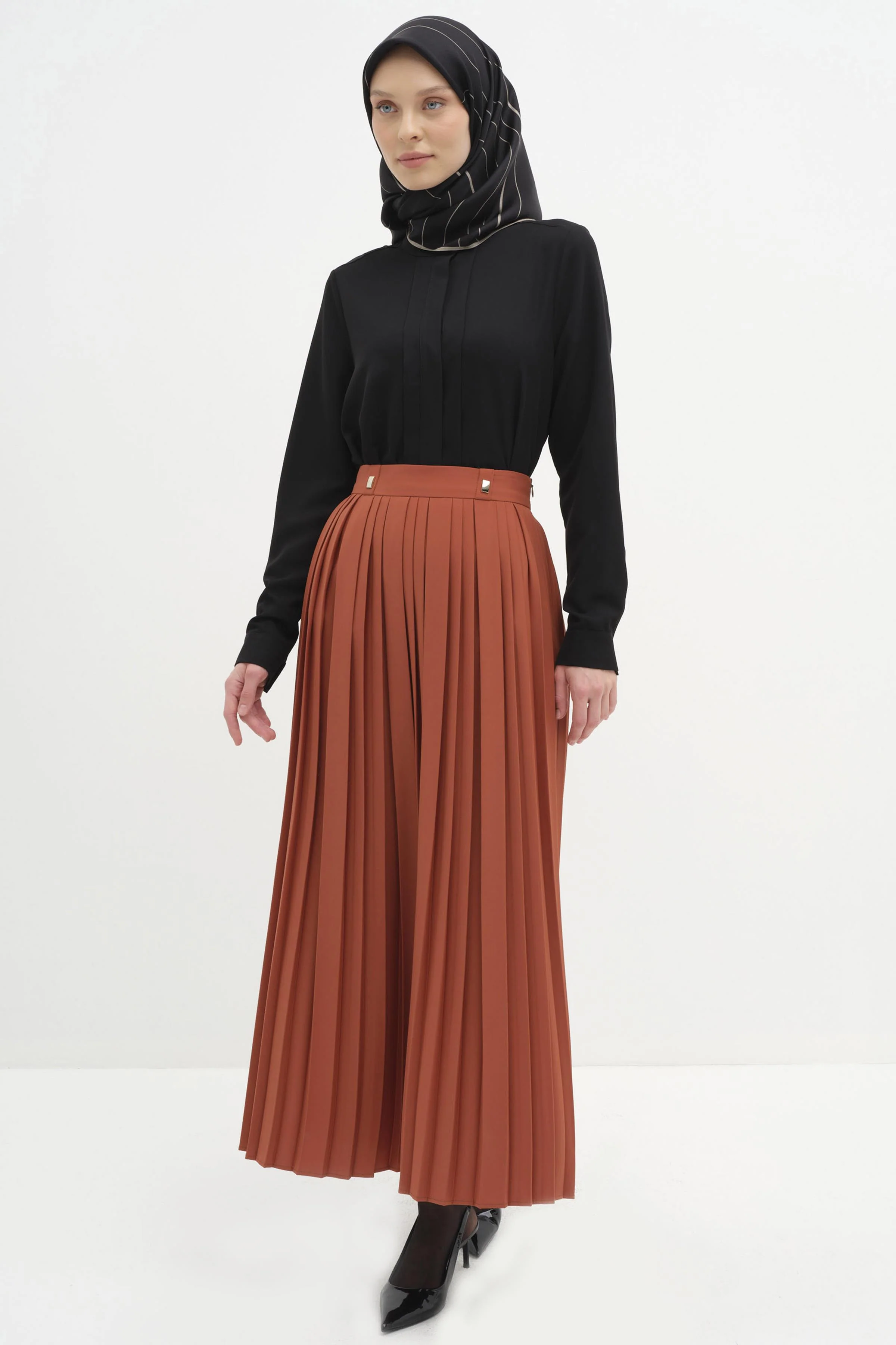 Jupe plissée avec accessoires en métal - Café léger - Image 3