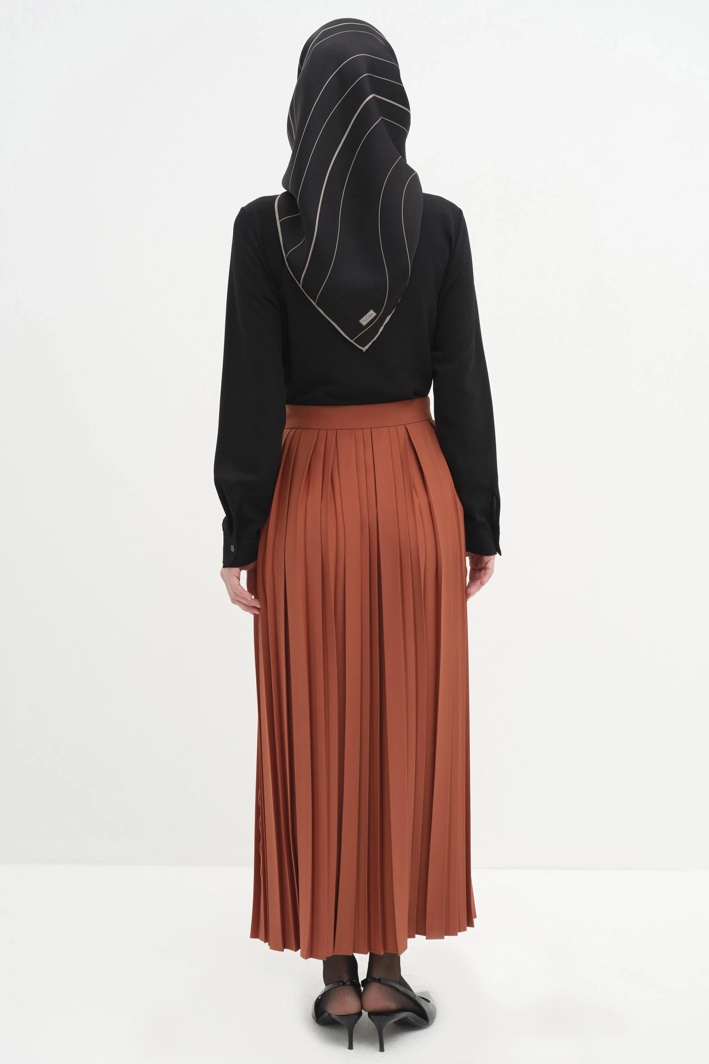 Jupe plissée avec accessoires en métal - Café léger - Image 5