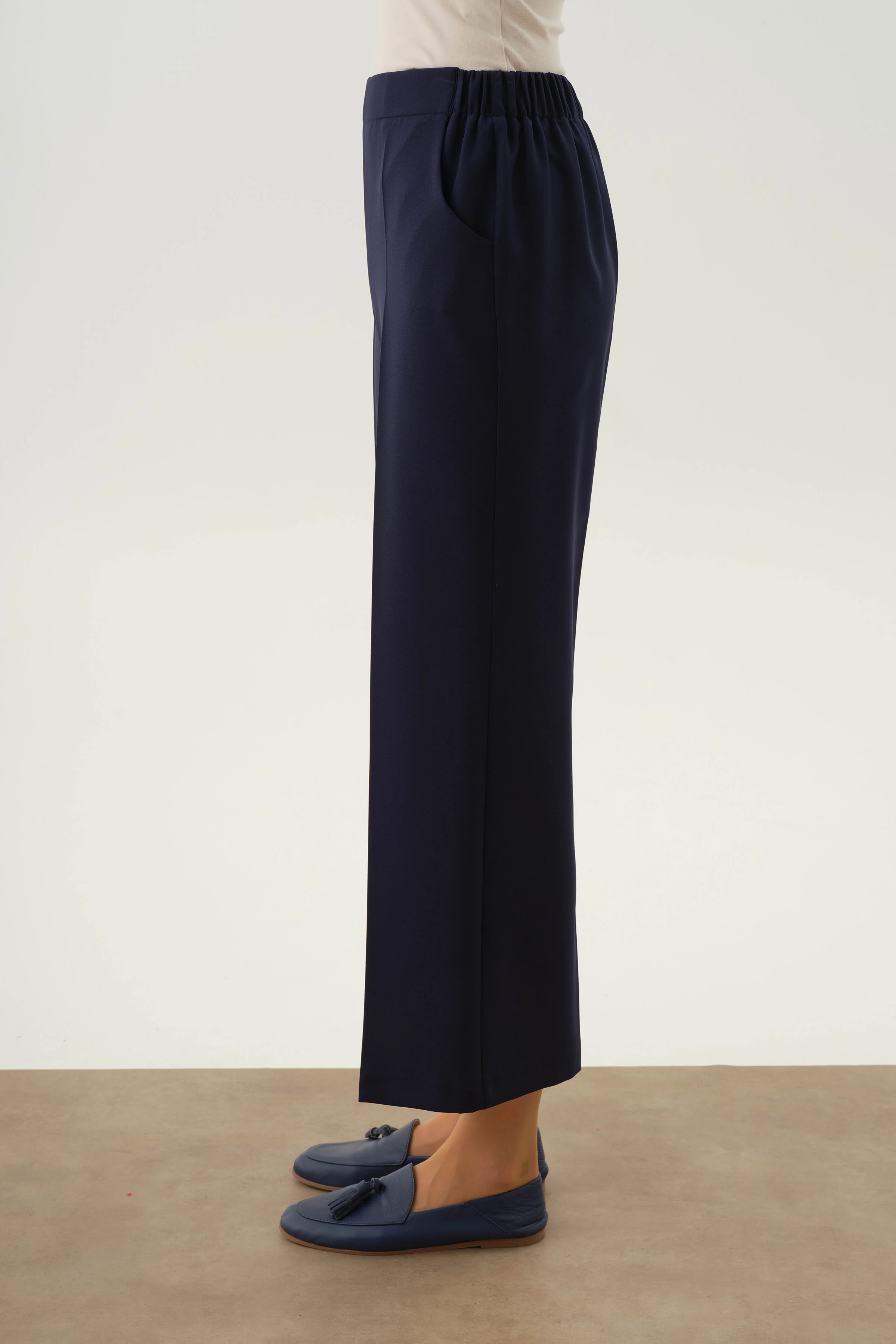 Pantalon culotte à taille élastiquée - Blue marine - Image 6