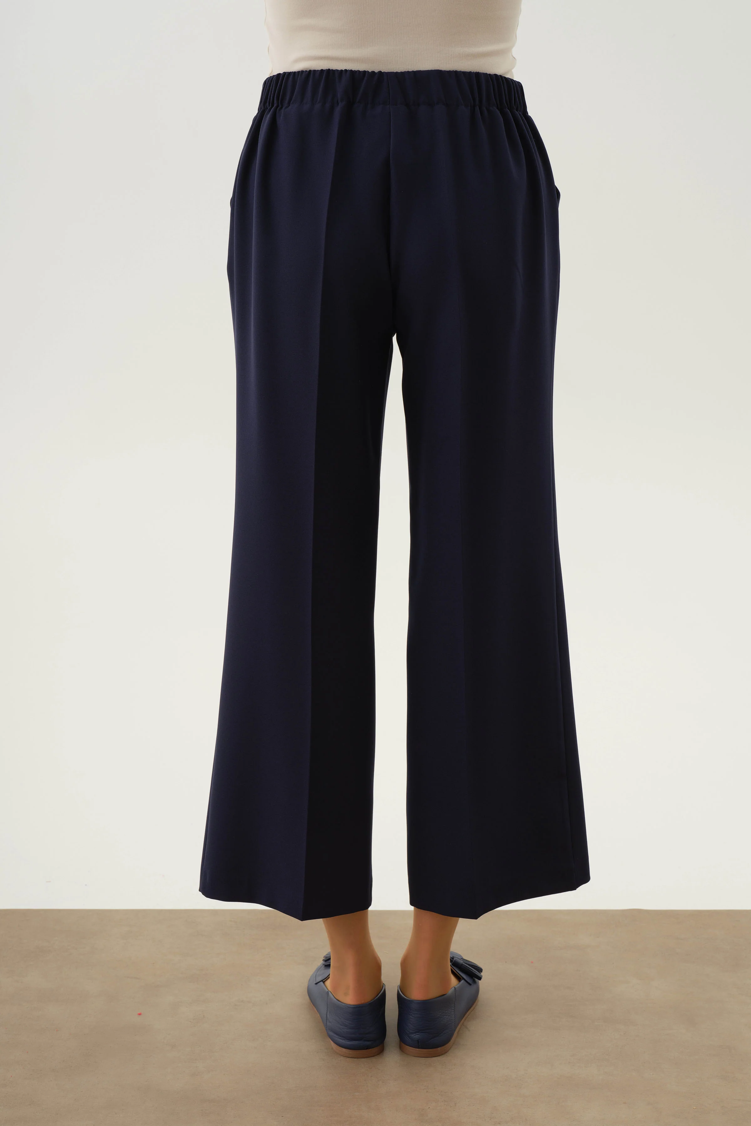 Pantalon culotte à taille élastiquée - Blue marine - Image 7
