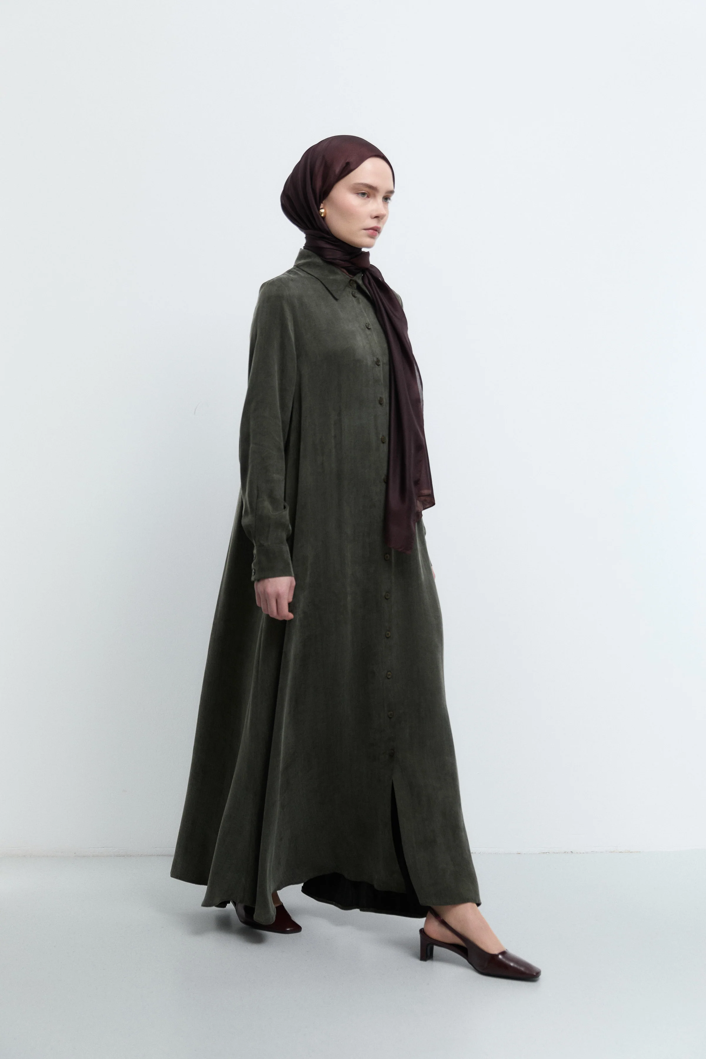 Robe à col chemise avec ceinture - Kaki - Image 3