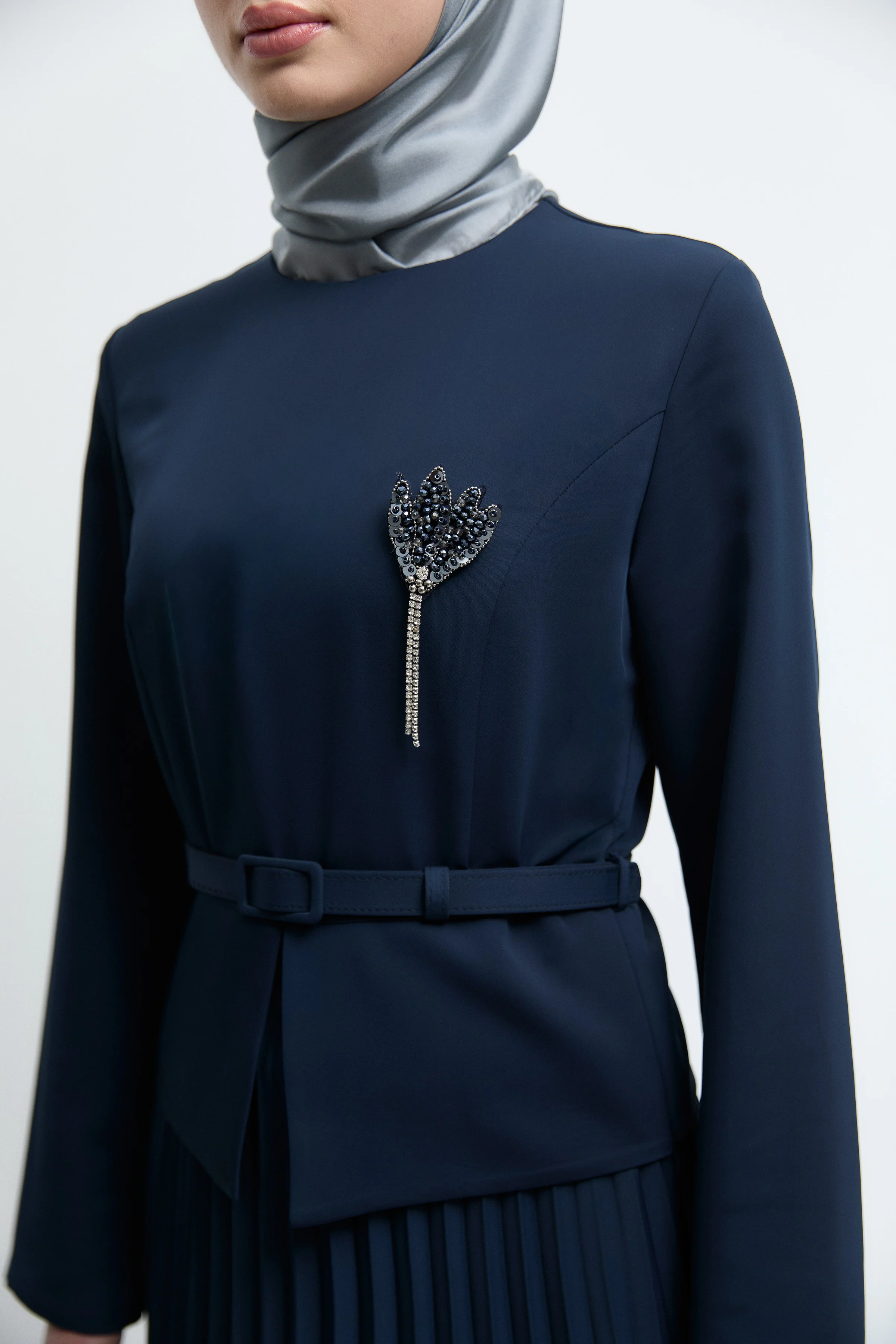 Robe à détail ceinturé - Blue marine - Image 4