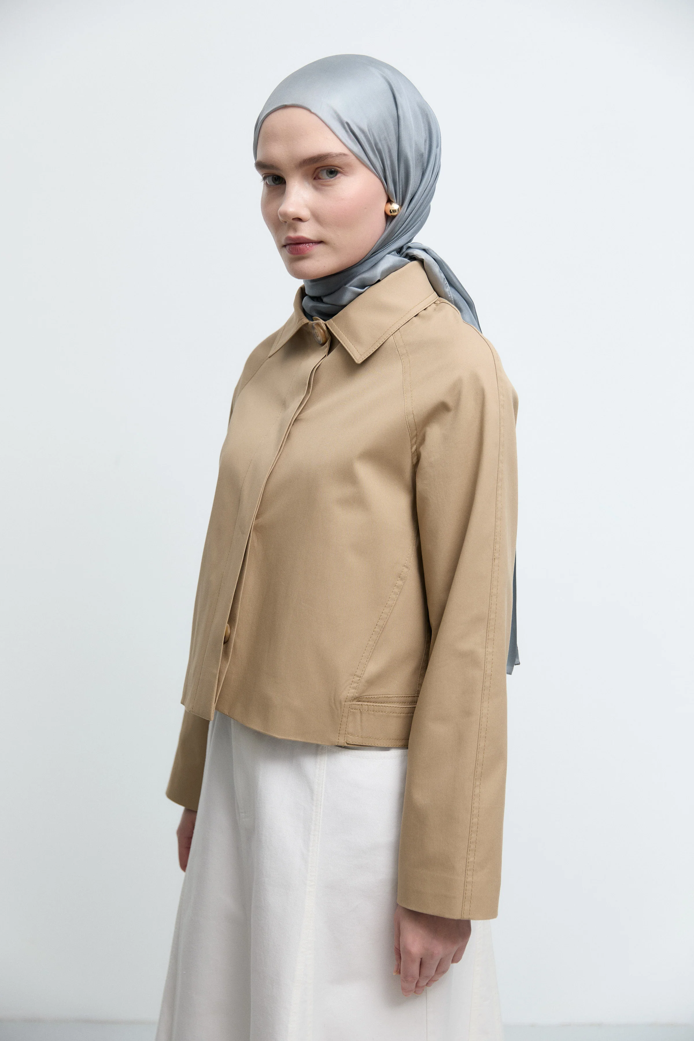 Trench-coat avec détail de coutures latérales - Beige - Image 4