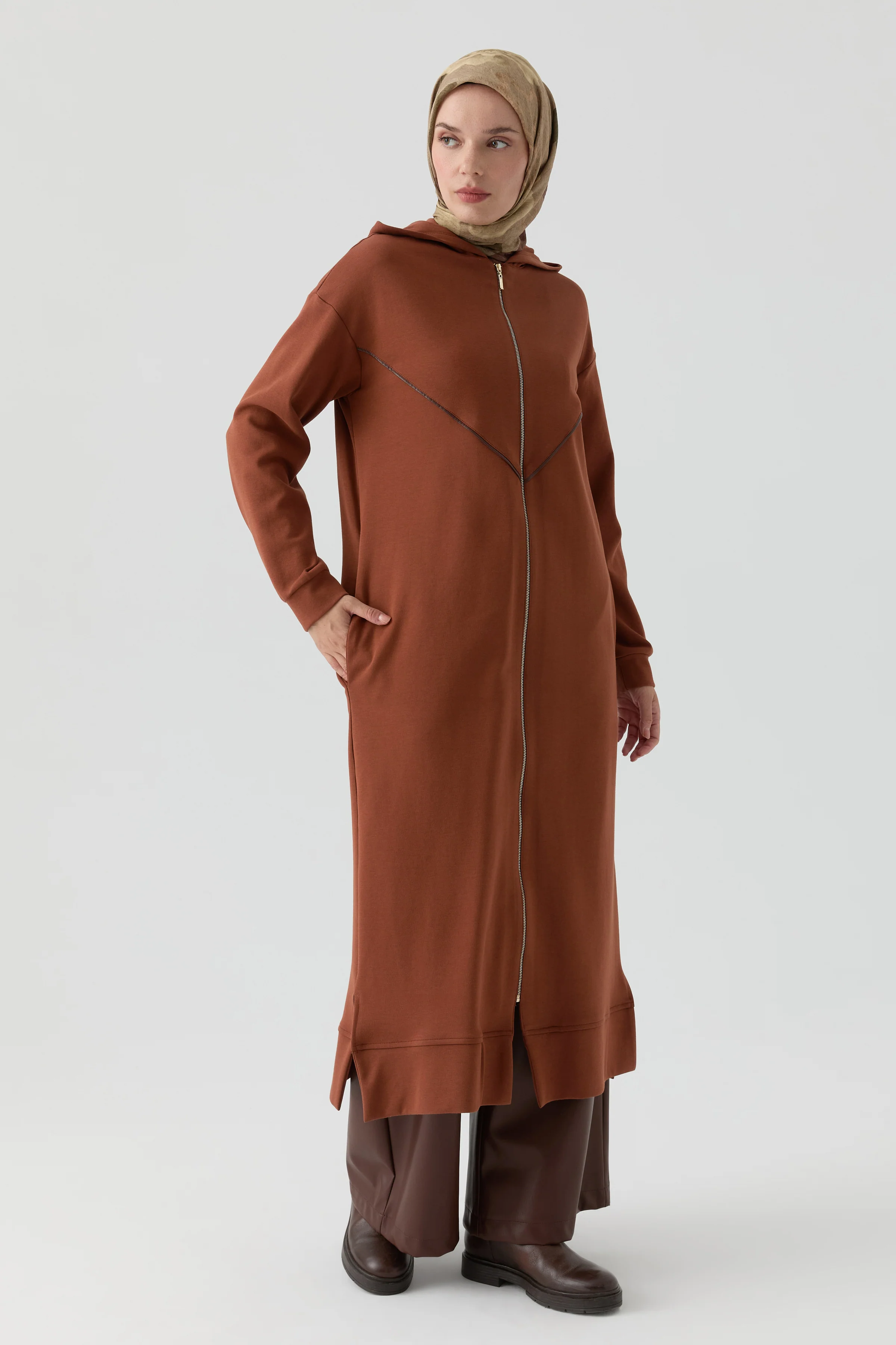 Trench en tricot avec passepoil en cuir - Café - Image 3